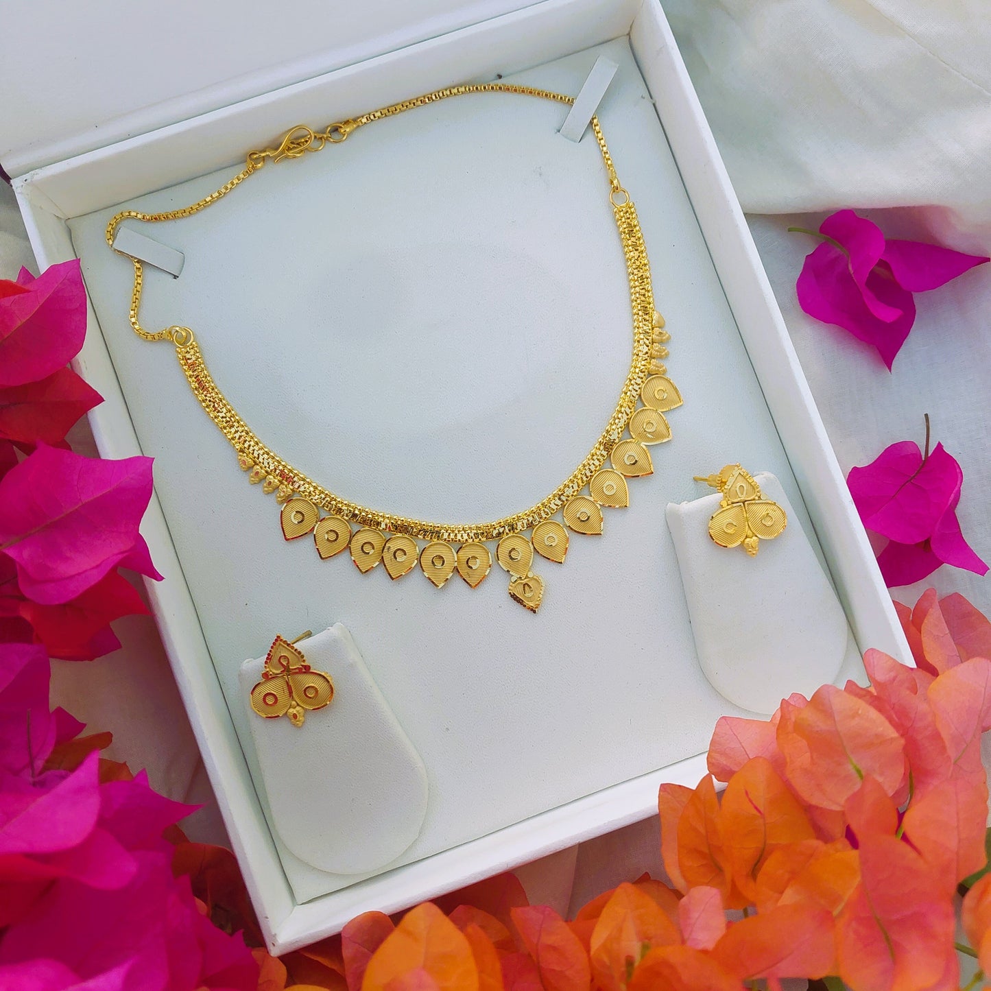 Leaf Design Micro Gold Plated Necklace with Earrings